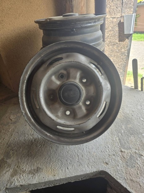 Ford Transit lemezfelni