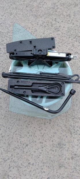 Ford Transit mk8 gyri emel szett