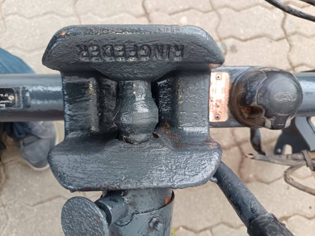 Ford Transit vonhorog elad