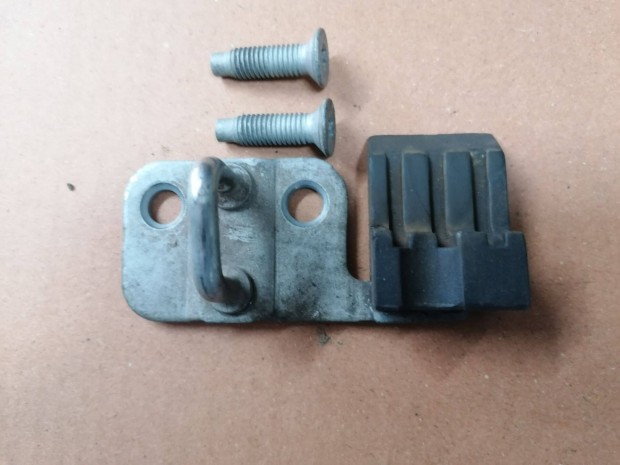 Ford Tranzit h�ts� ajt�r�gz�t�