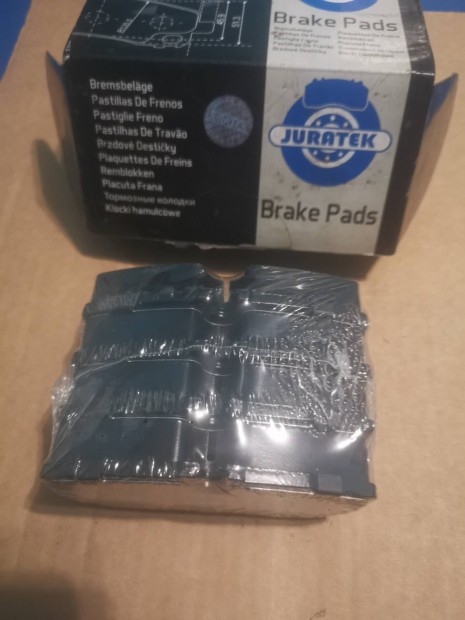 Ford /Iveco Daily �j f�kbet�t garnit�ra 