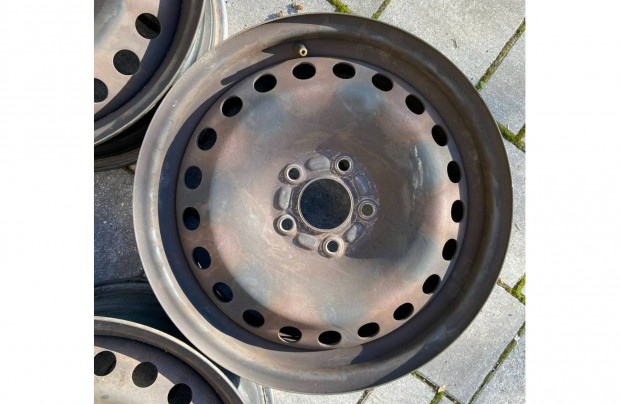 Ford , Volvo Felni , Lemezfelni Garnitura 16" (Csavarokkal)