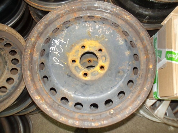 Ford acéfelni lemezfelni 16" 4db