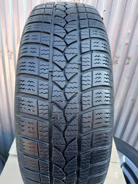 Ford acél felni szerelt garnitúra 4x108x14.