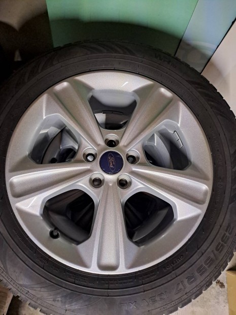 Ford alufelni 17" tligumival