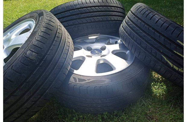 Ford alufelni 4X108 R 15 nyri gumikkal /6 db./