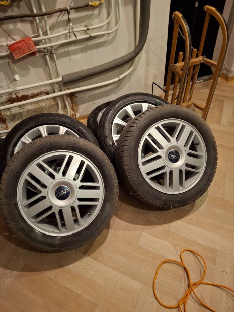 Ford alufelni
