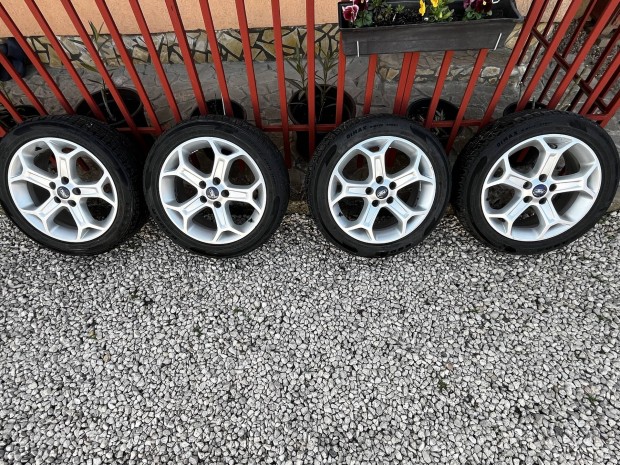Ford alufelni 5x108 17 colos elad� 