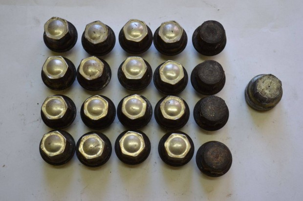 Ford alufelni csavar k�szlet, anya k�szlet ker�k�r!