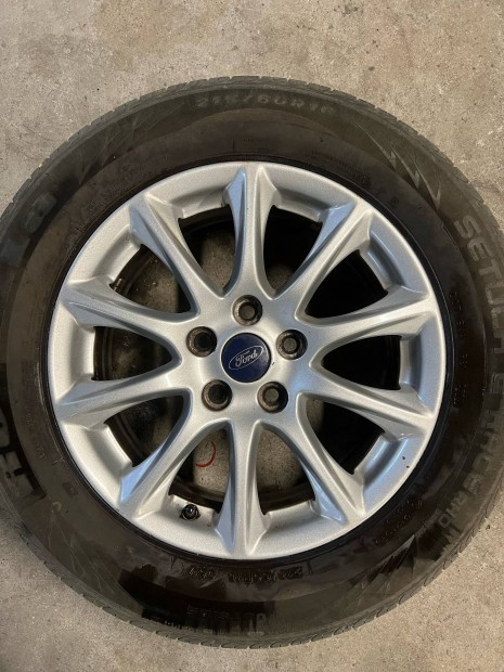 Ford alufelni ny�ri gumival (5x108)