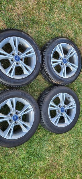 Ford alufeni 