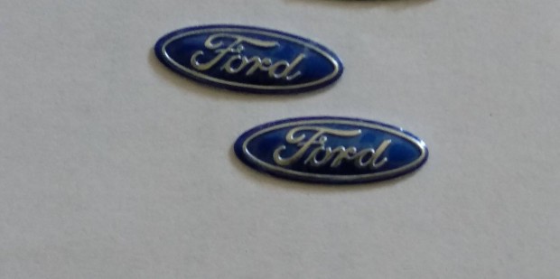 Ford autó kulcs távirányító ovális embléma 18 ill. 21 mm-es