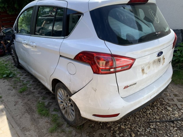 Ford b-max 1.6 tdci bontás bontott alkatrészek