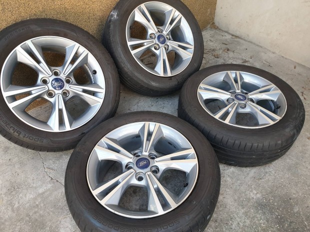 Ford bicolor 16"-os alufelni szett, Dunlop nyári 2021 5-5,5 mm