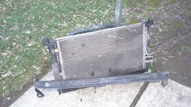 Ford c-max mk1 vízhűtő dízel és benzineshez 2010-ig!