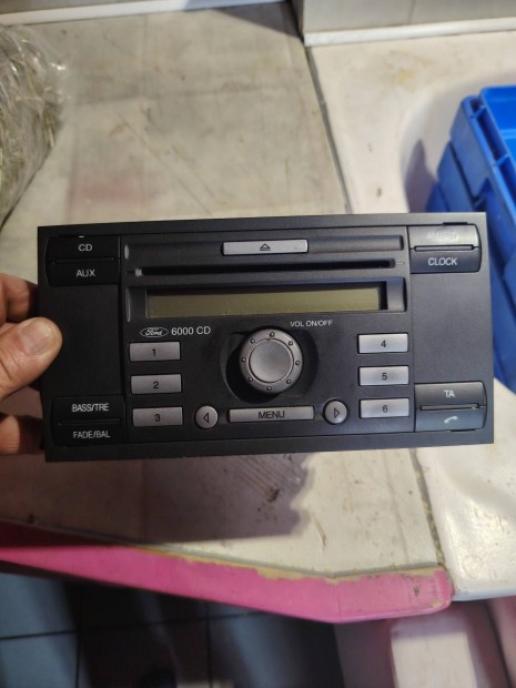 Ford cd-r�di� elad�