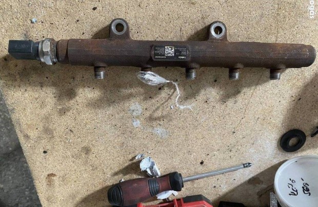 Ford citroen peugeot 2.2 euro 5 rail cső szeleppel bk2q 9d280 ab