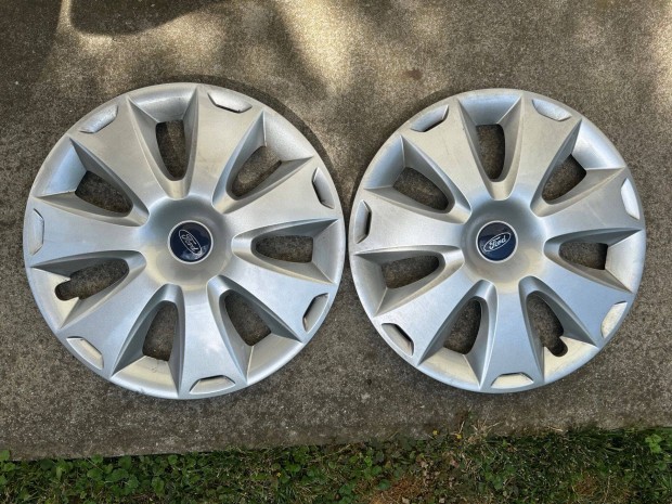 Ford dsztrcsa 16 coll eredeti 2db