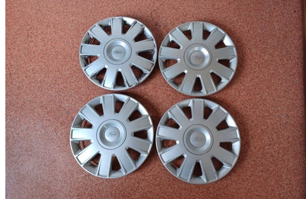 Ford dsztrcsa garnitra 15" gyri