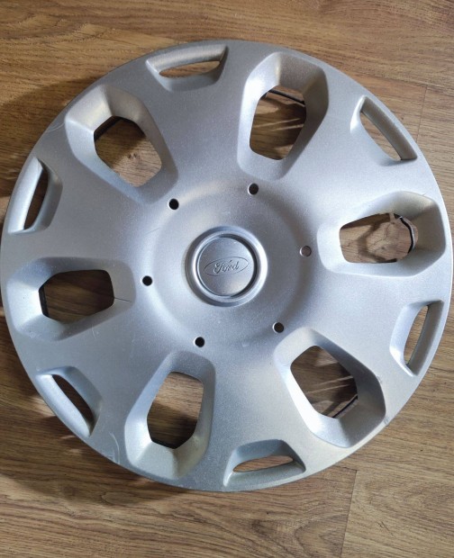 Ford dísztárcsa,használt