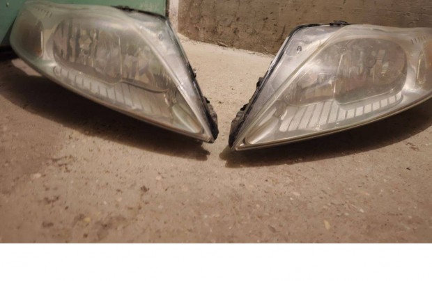 Ford első pár lámpa mk4