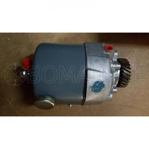 Ford �p�t� traktor�655, 555 6/90�-t�l korm�nyszivatty�