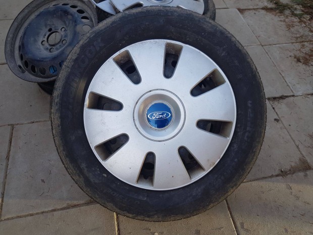 Ford felni 215/ 60/ 16