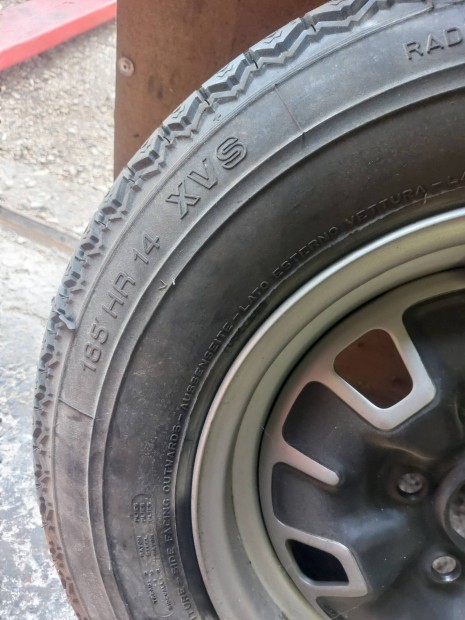 Ford felni garnitura elado.