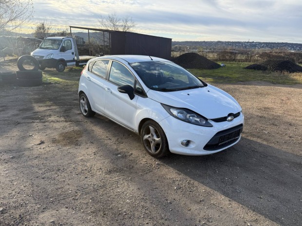 Ford fiest 2010 1.6 tdci minden alkatresze elad