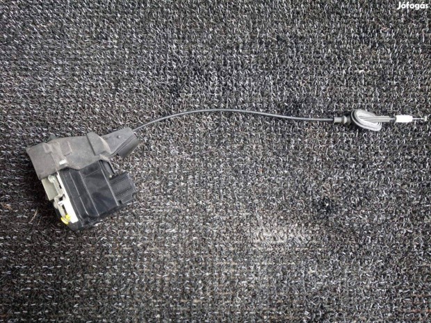 Ford fiesta MK6 jobb hts ajtzr