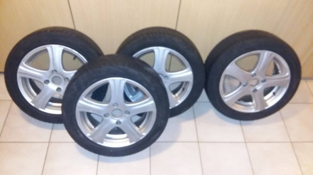 Ford fiesta alufelniszett nyári gumival 15 coll! 195 / 50 R15!