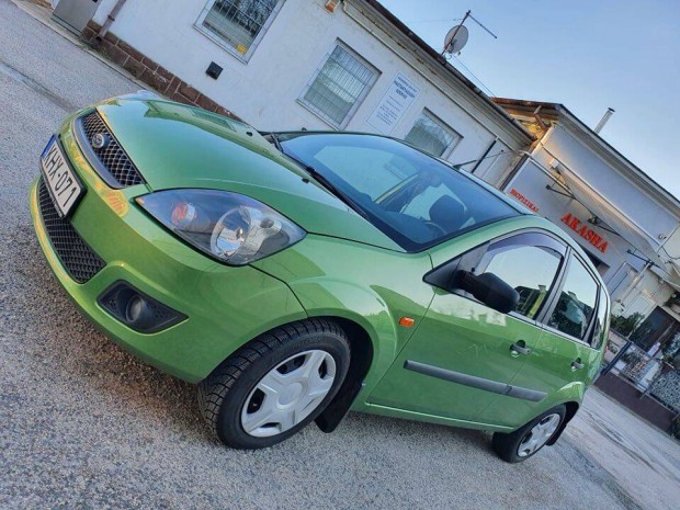 Ford fiesta elad
