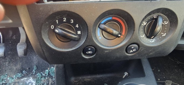 Ford fiesta fts kapcsol panel 7000