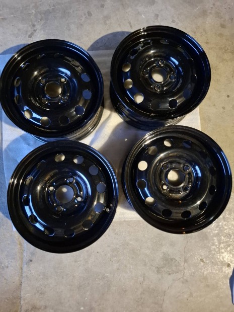 Ford fiesta lemezfelni.