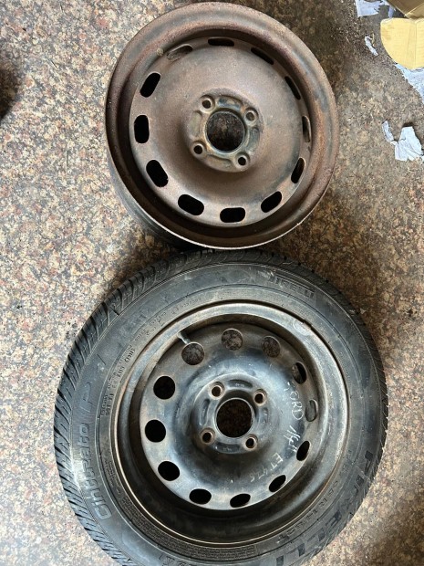 Ford fiesta lemezfelni ingyen elvihet�