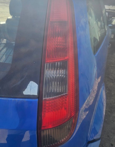 Ford fiesta mk5 hátsó lámpa 8000/db