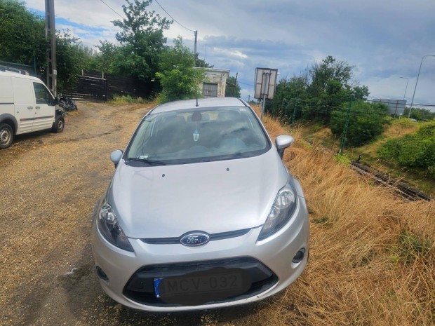 Ford fiesta mk6 1.4 tdci genertor 15000