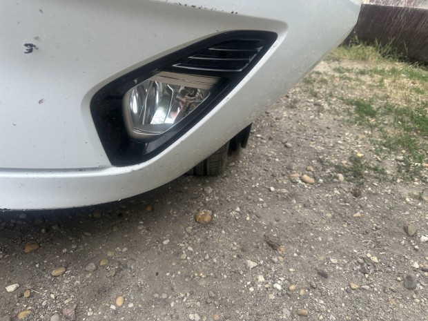 Ford fiesta mk8 ködlámpa szett komplett