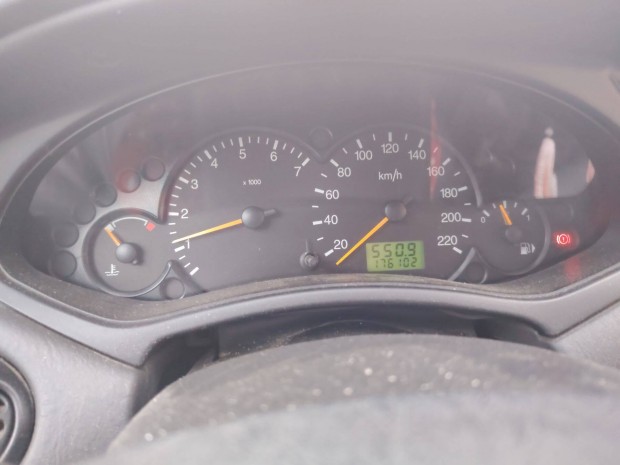 Ford focus 1.4 benzin