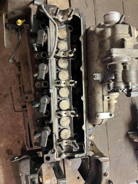 Ford focus 1,8 tdci Mk2 alkatr�sz