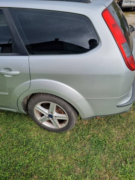 Ford focus 2.0 tdci bontódik g6db