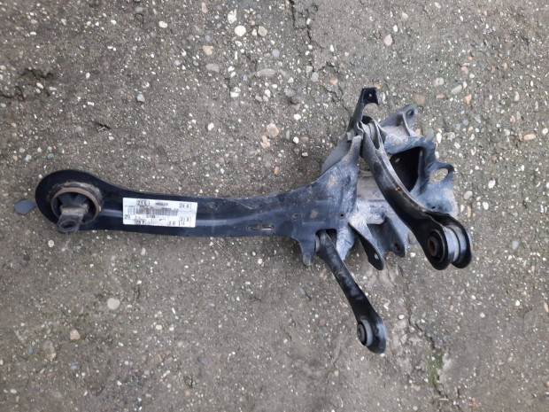 Ford focus III hts lengkar jobb s bal oldali 20000.-/db. mk3