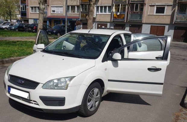 Ford focus II jobb oldali ajtók,bal oldali ajtók 2005-2008-ig!