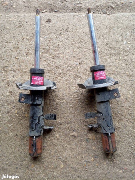 Ford focus MK3 lengscsillapt els