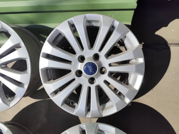 Ford focus Mondeo c-max gyári alufelni 5x108 16"