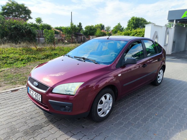 Ford focus (DA3) elad!
