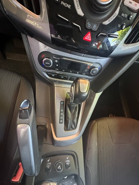 Ford focus alkatrsznek