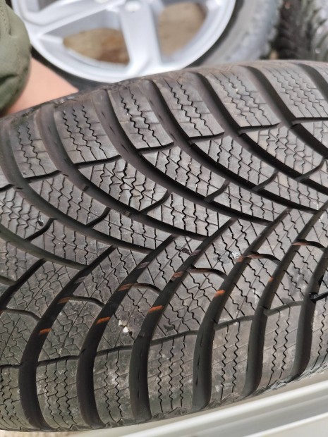 Ford focus c-max gyri alufelni 5x108 16"