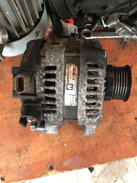 Ford focus focus cmax 1, 6 dizel Denso generátor 150 Amperos 2005-111