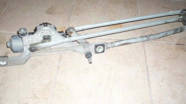 Ford focus mk2 ablaktörlőmotor 12000.-